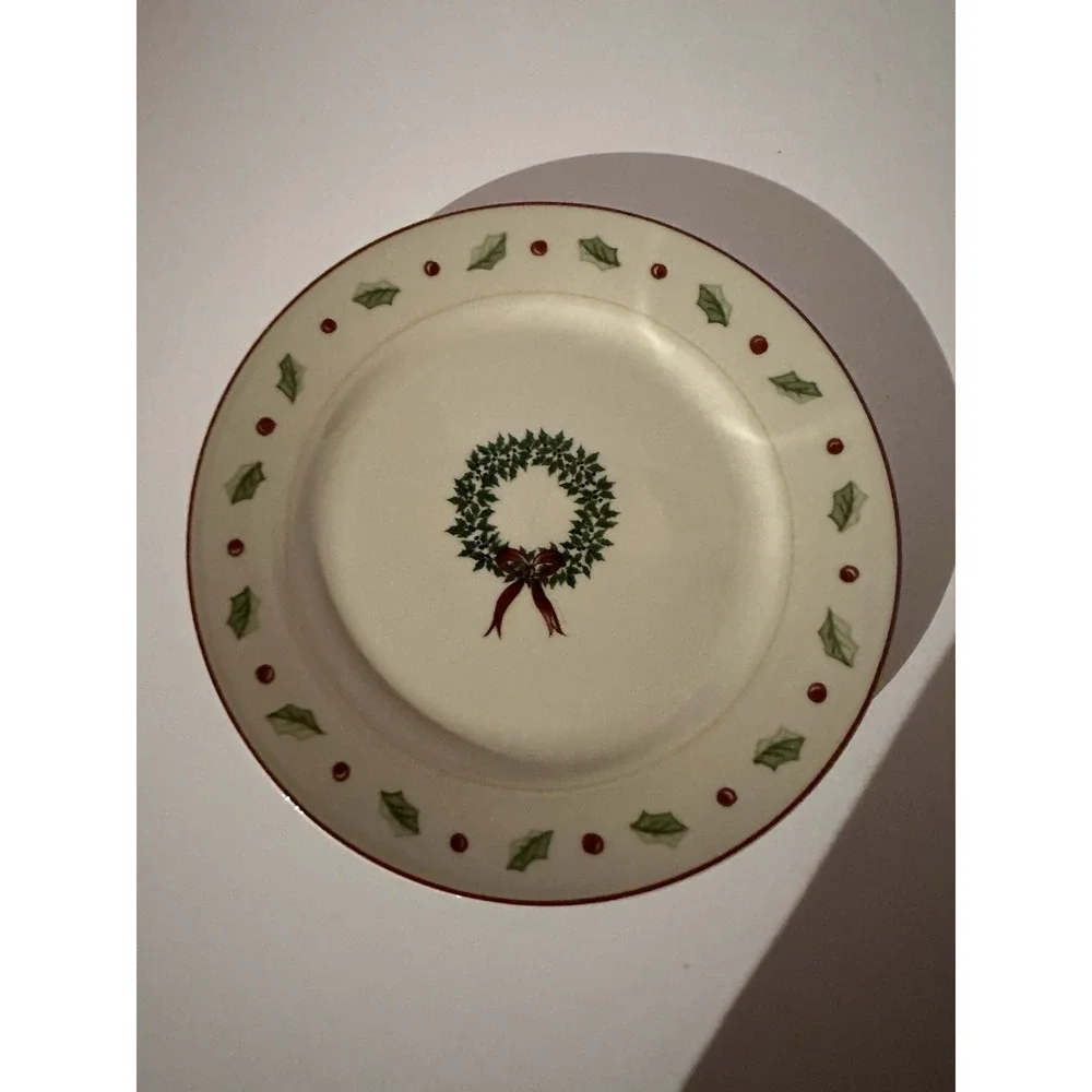 Merry Brite Dessert Plate Set of 3 Wreath Design Salad Appetizers Christmas